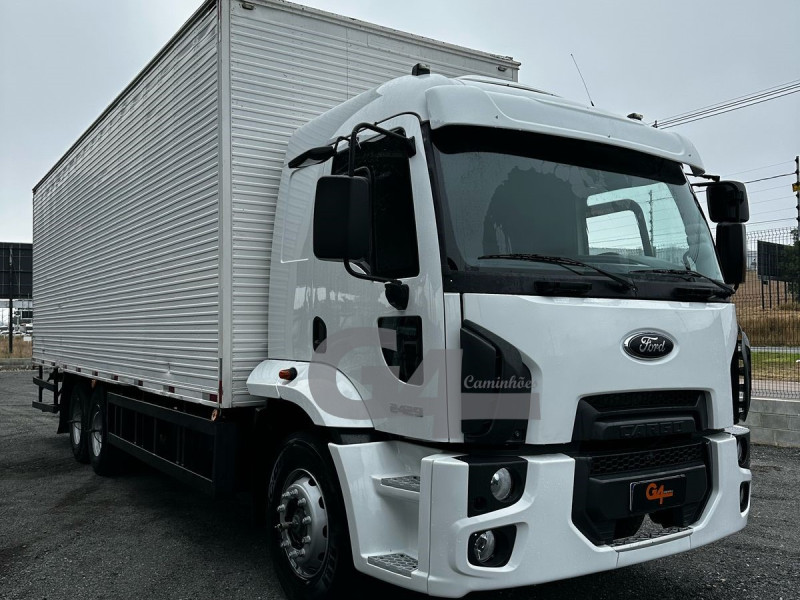 FORD CARGO 2429 6X2 2015/2015