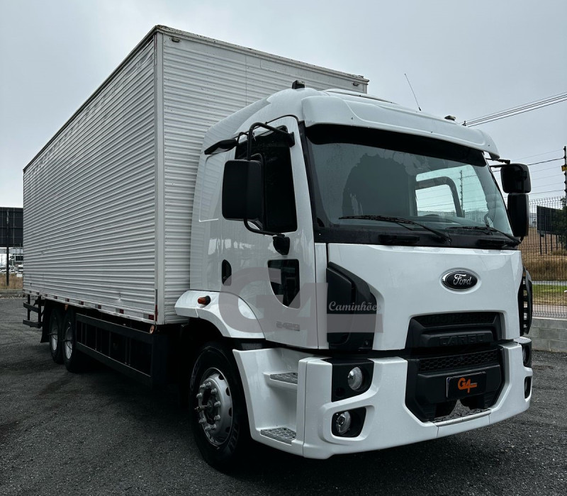 FORD CARGO 2429 6X2 2015/2015