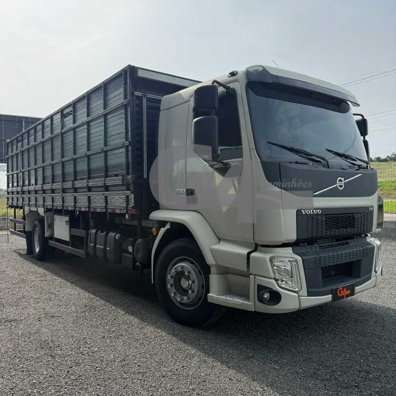 VOLVO VM 270 4X2 2021